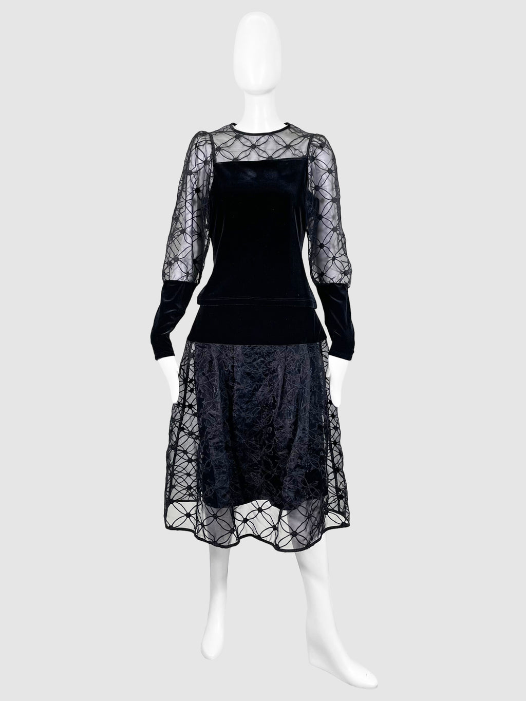 Velvet and Mesh 3-Piece Set - Size 42