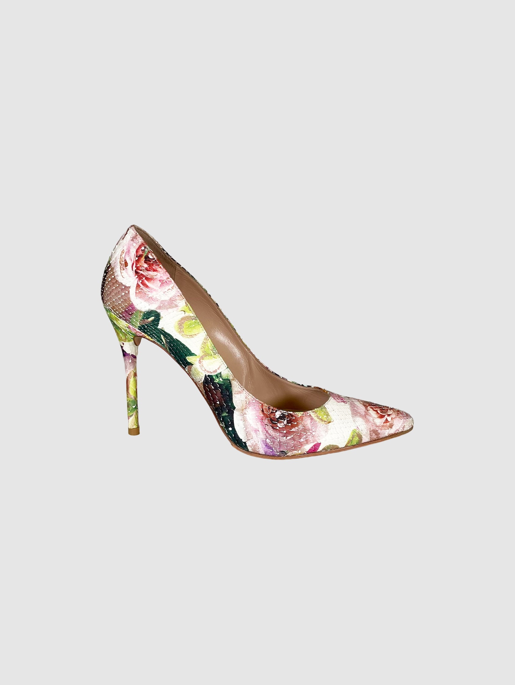 Stuart Weitzman Textured Floral Print Pumps - Size 9.5