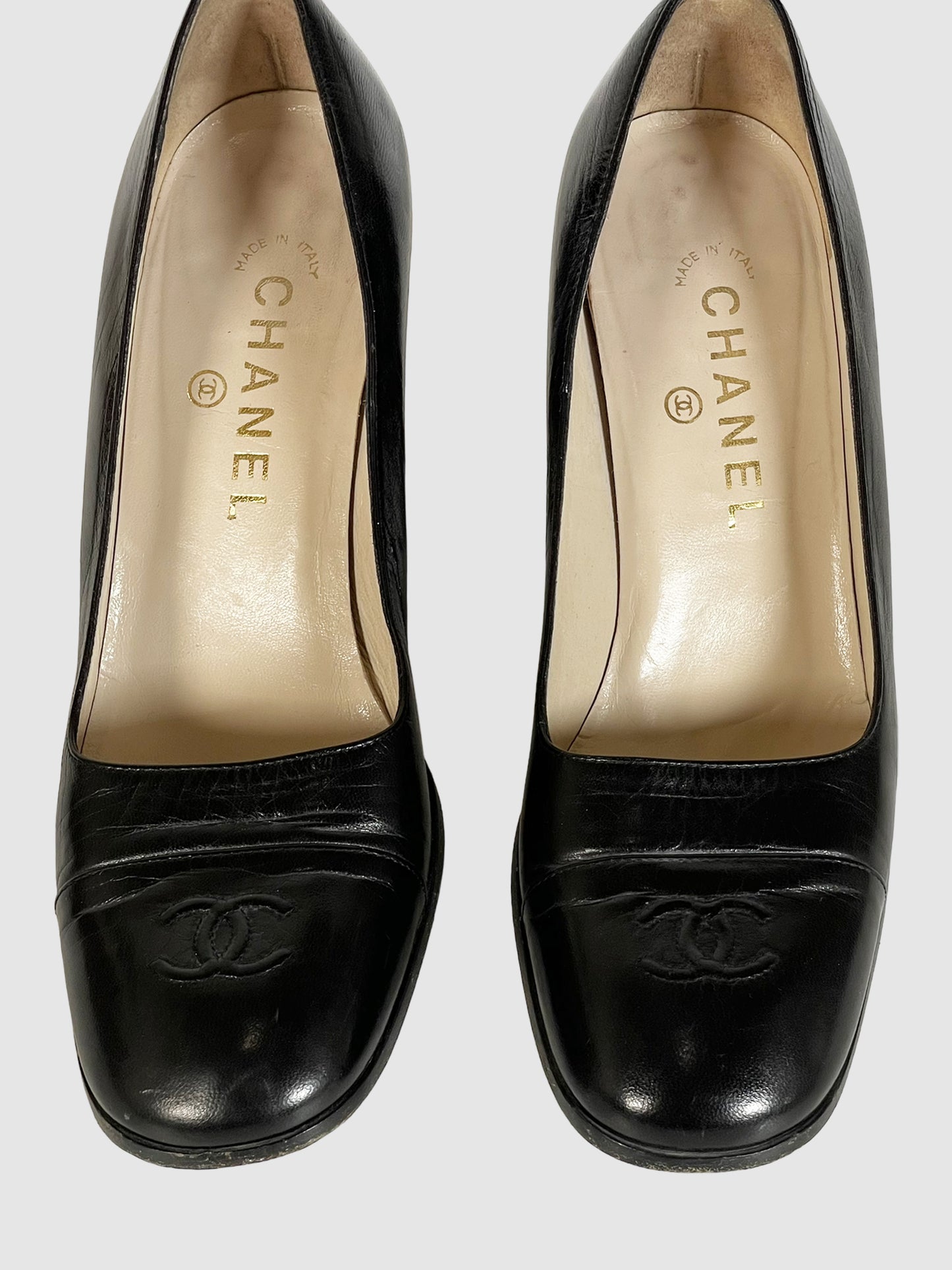 Chanel CC Pumps - Size 37.5