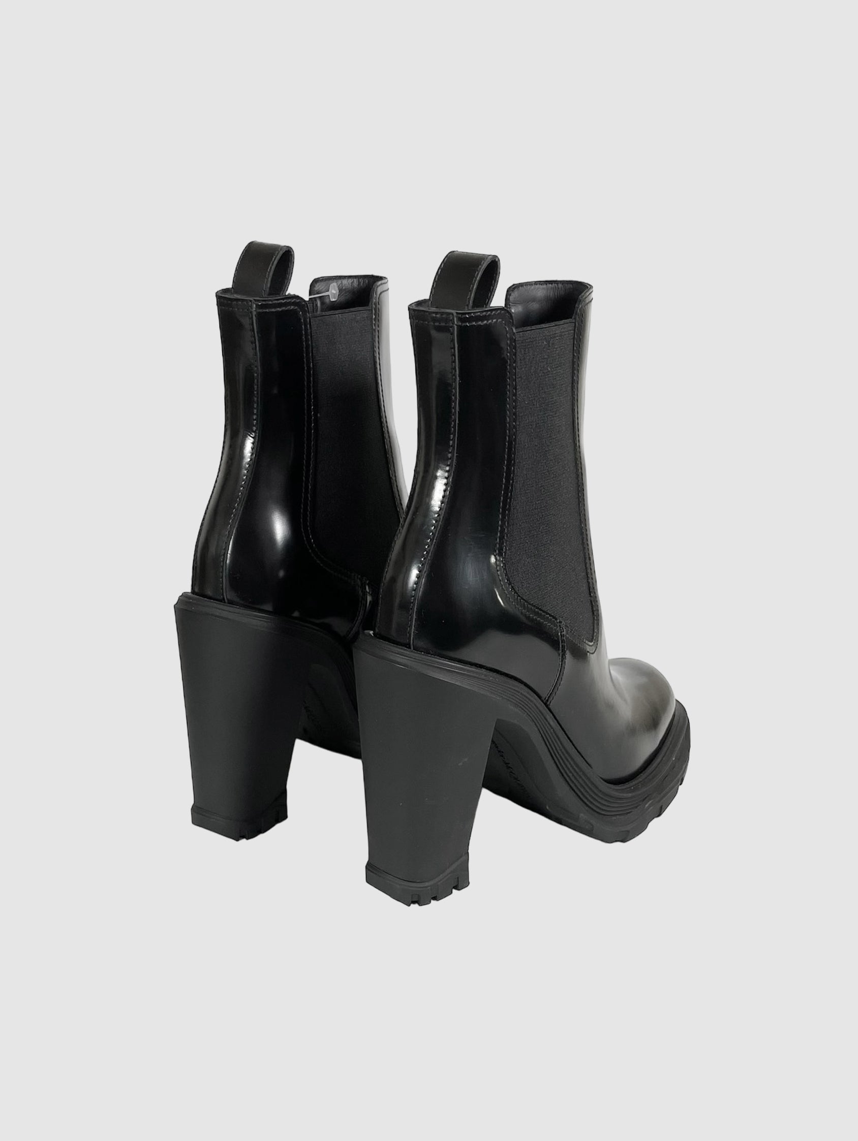 Tread Heeled Chelsea Boots - Size 37.5